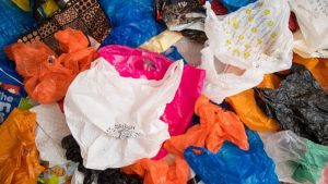 các vật không được bỏ vào bồn cầu