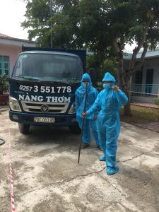 Không hút hầm cầu định kỳ khiến chất thải đầy đẩy nước cống vào nhà