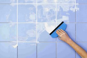 Trám lại các khe hở gạch