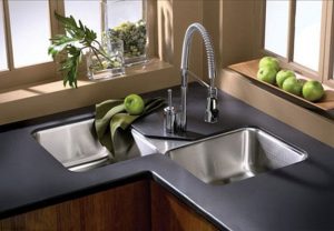 Cần đo đạc kỹ kích thước chậu rửa bát trước khi lắp đặt