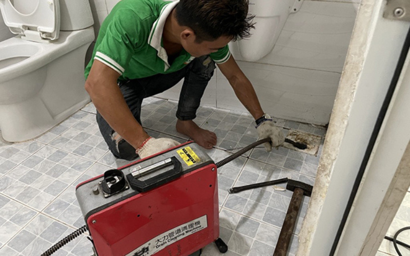Quy trình thông cầu cống nghẹt được thực hiện nhanh chóng, chuyên nghiệp
